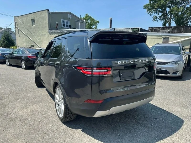 2018 Land Rover Discovery 5th Gen - Image 6 of 12