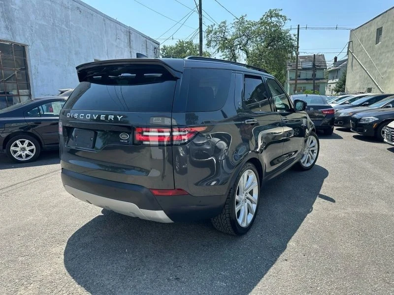 2018 Land Rover Discovery 5th Gen - Image 4 of 12