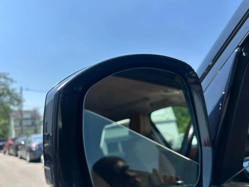 2018 Land Rover Discovery 5th Gen - Image 8 of 12