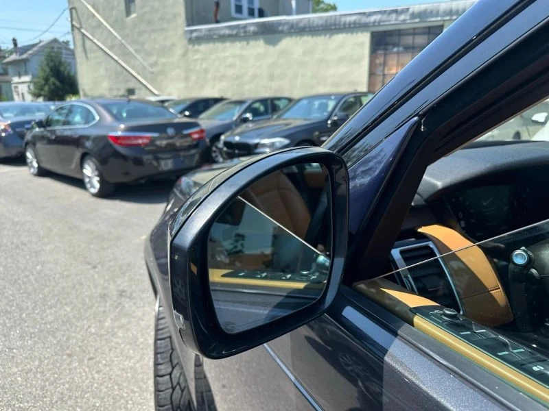 2018 Land Rover Discovery 5th Gen - Image 7 of 12