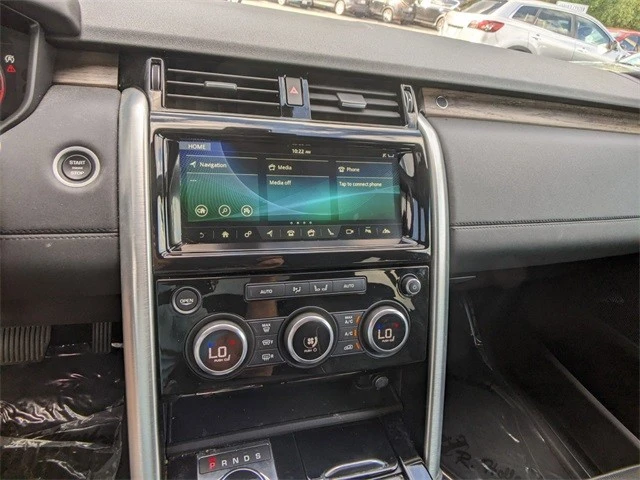 2018 Land Rover Discovery 5th Gen - Image 19 of 21