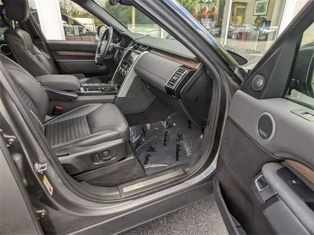 2018 Land Rover Discovery 5th Gen - Image 10 of 21