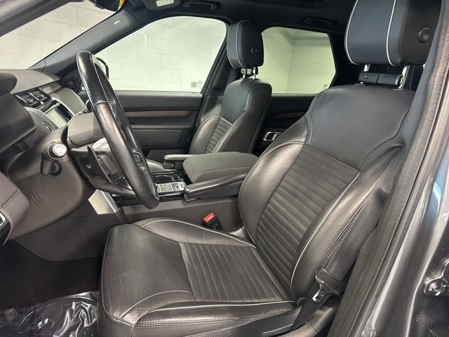 2018 Land Rover Discovery 5th Gen - Image 11 of 21