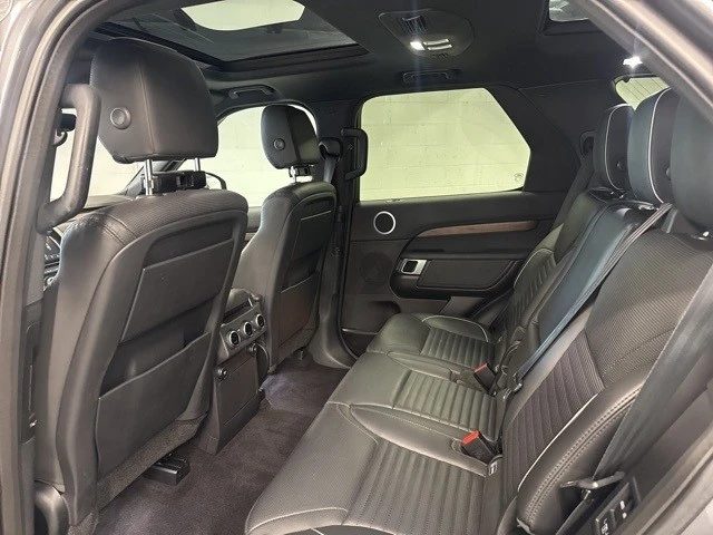 2018 Land Rover Discovery 5th Gen - Image 10 of 21