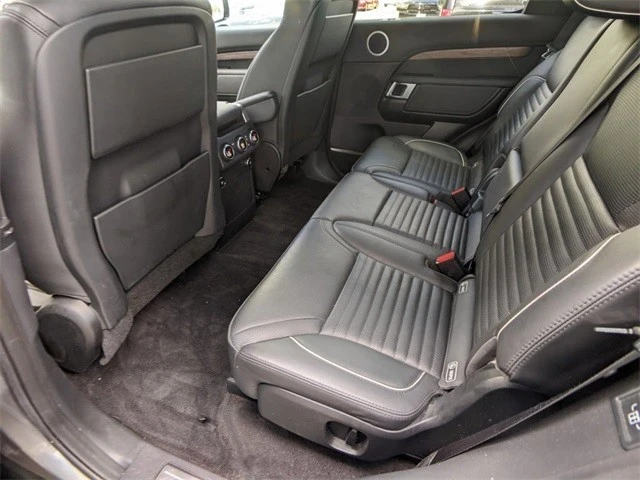 2018 Land Rover Discovery 5th Gen - Image 13 of 21