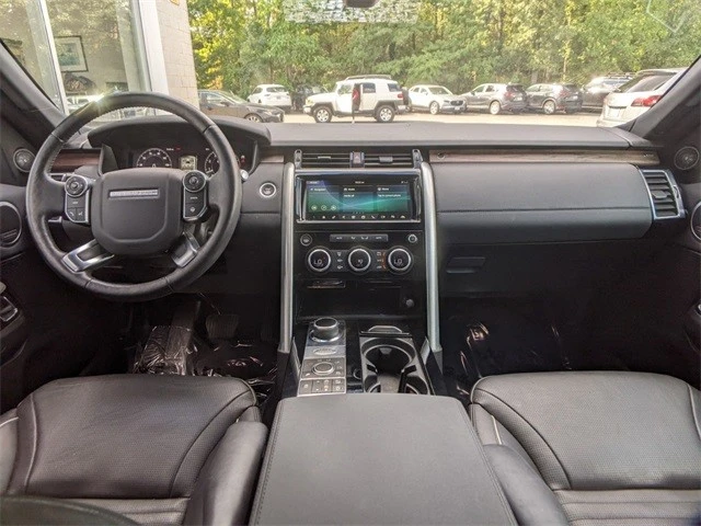 2018 Land Rover Discovery 5th Gen - Image 15 of 21