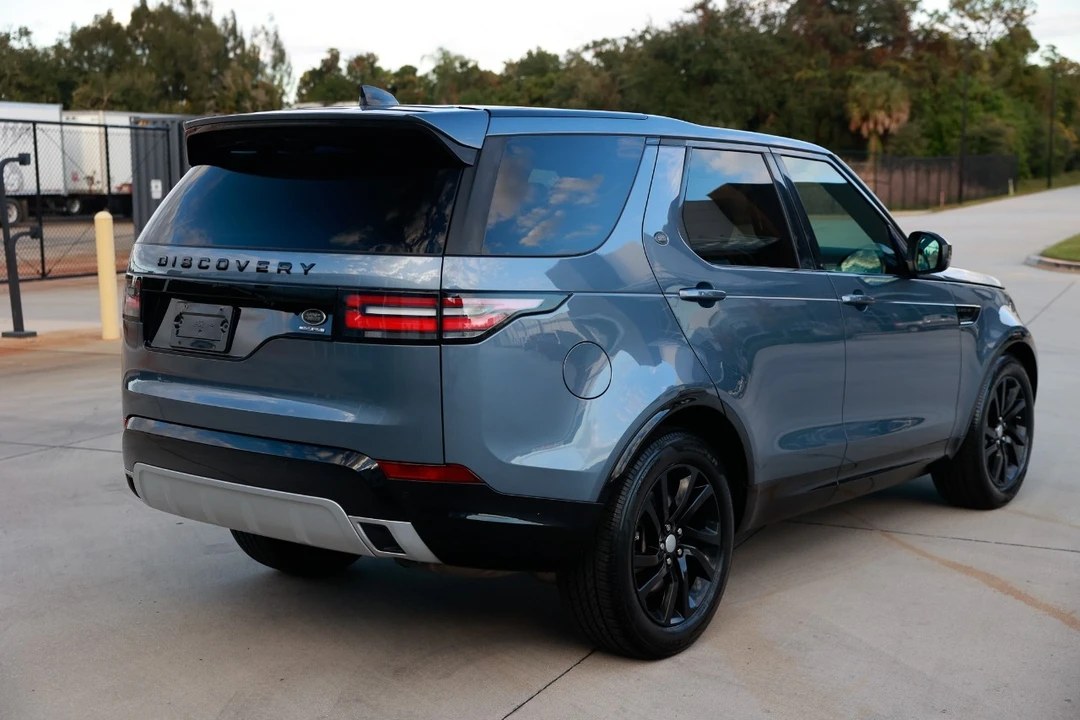 2018 Land Rover Discovery 5th Gen - Image 11 of 12