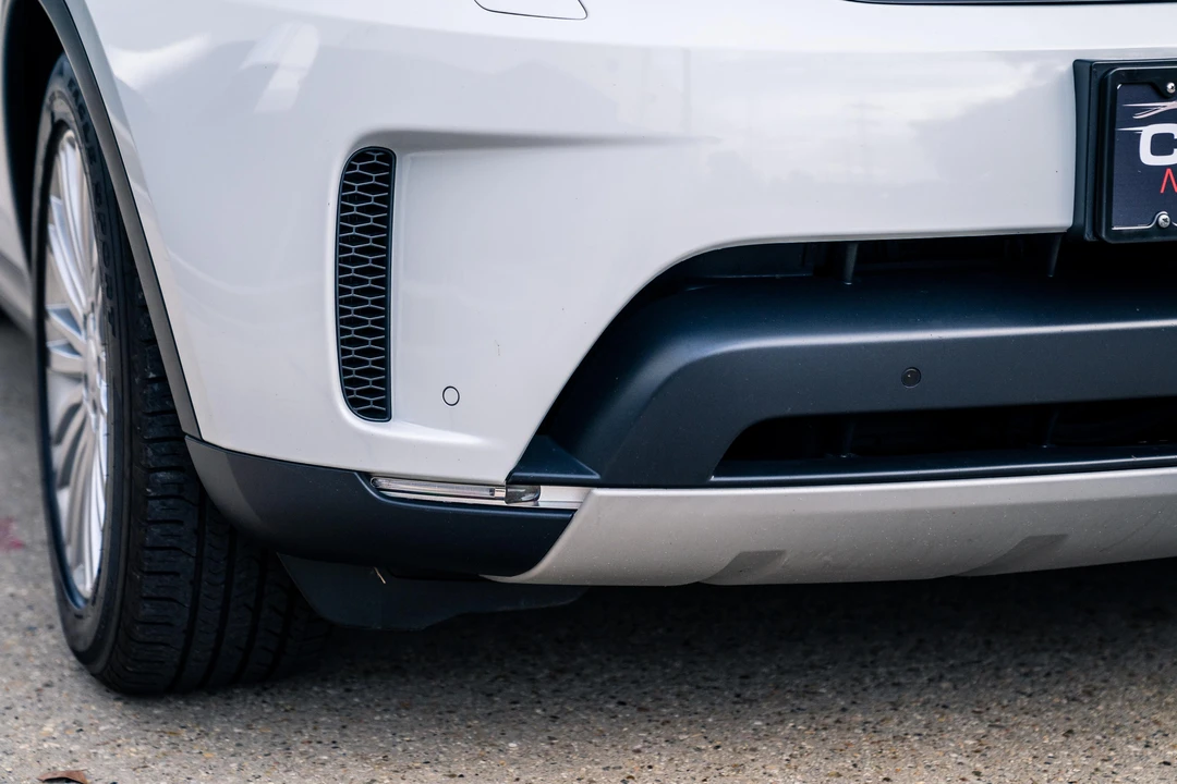 2018 Land Rover Discovery 5th Gen - Image 25 of 31