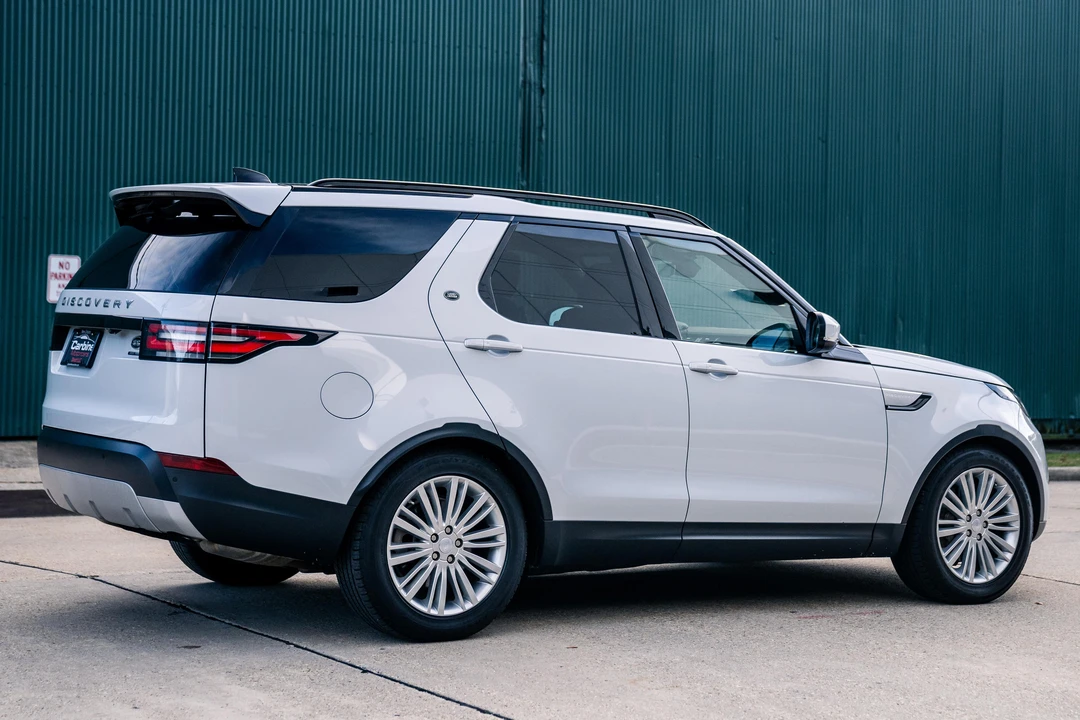 2018 Land Rover Discovery 5th Gen - Image 16 of 31