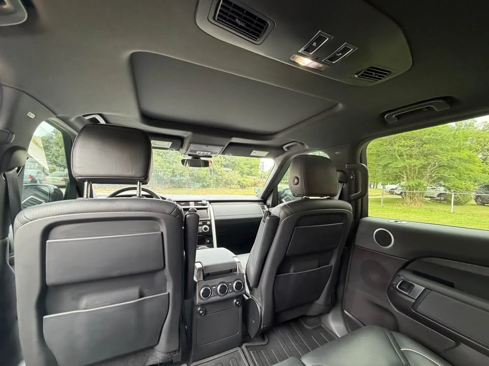 2018 Land Rover Discovery 5th Gen - Image 11 of 17