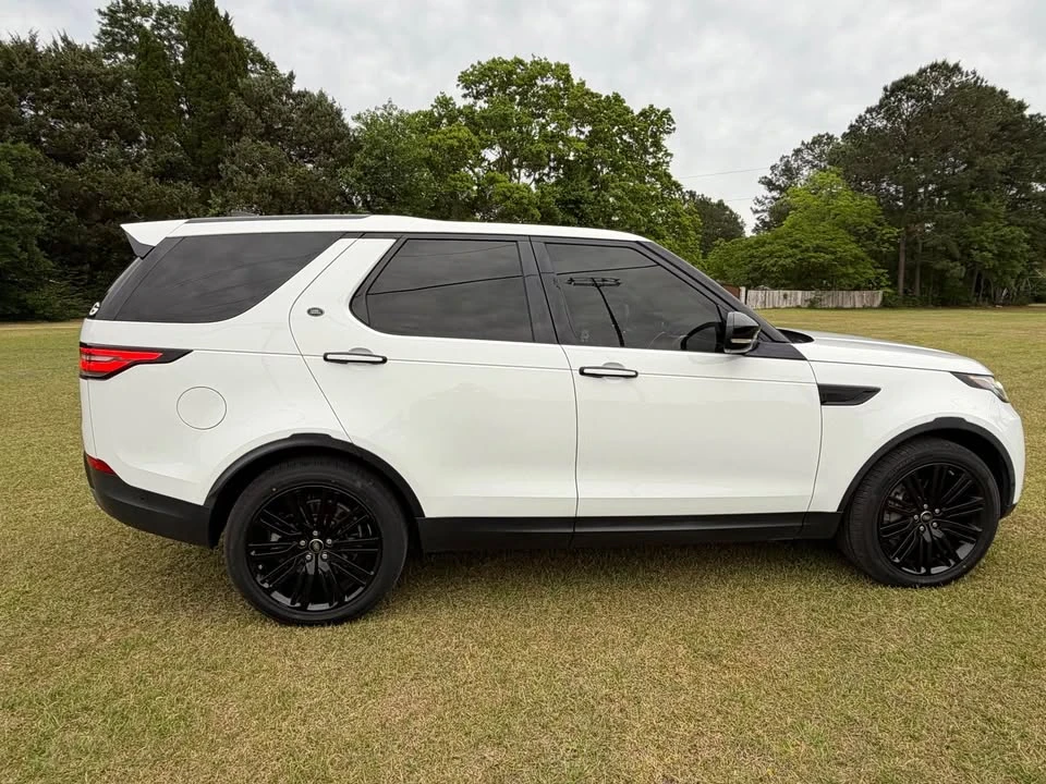 2018 Land Rover Discovery 5th Gen - Image 4 of 17