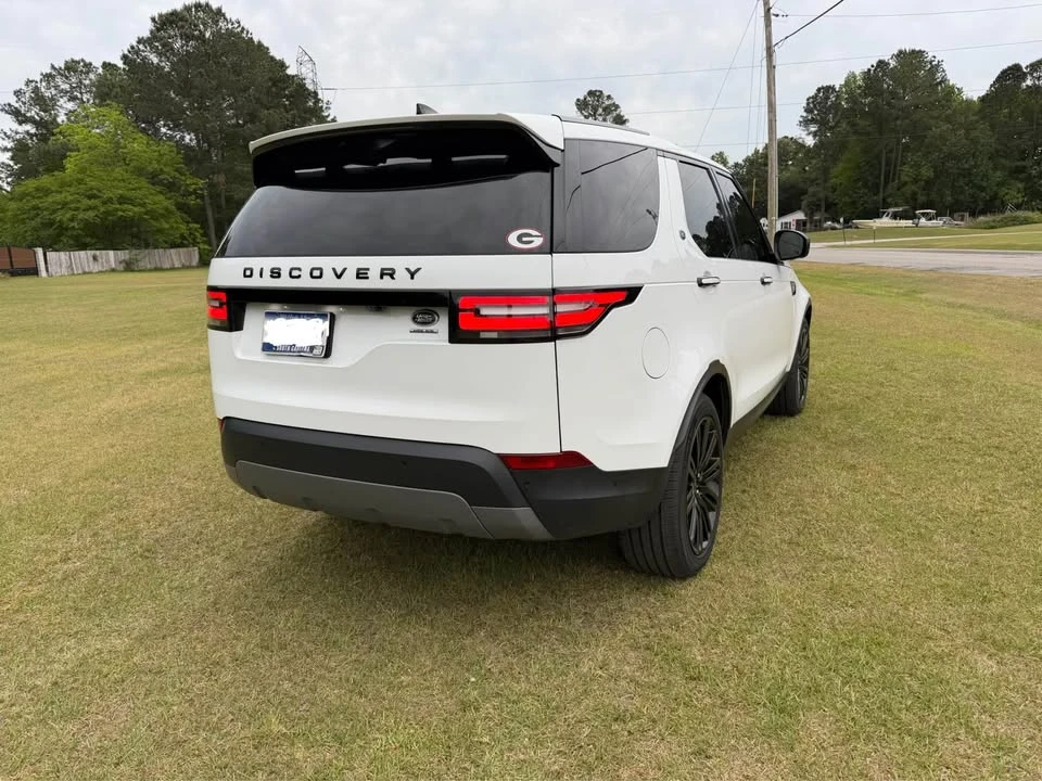 2018 Land Rover Discovery 5th Gen - Image 3 of 17