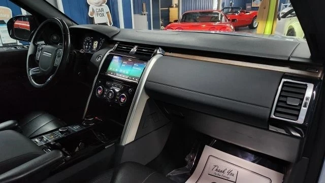 2018 Land Rover Discovery 5th Gen - Image 13 of 21