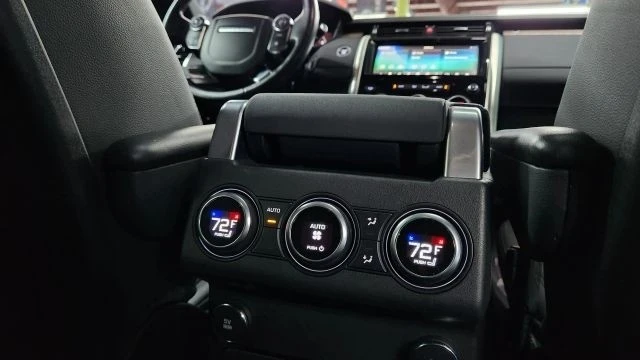 2018 Land Rover Discovery 5th Gen - Image 19 of 21