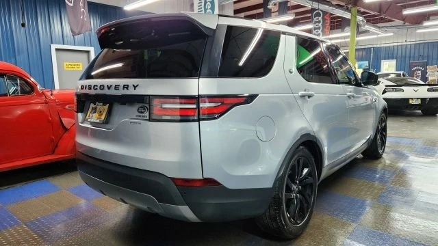 2018 Land Rover Discovery 5th Gen - Image 3 of 12