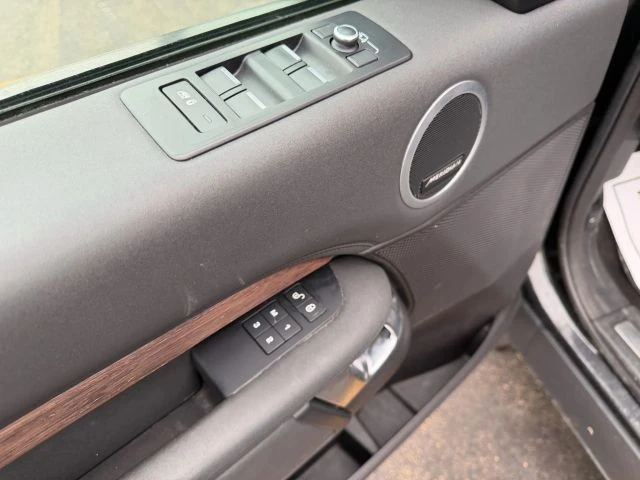 2018 Land Rover Discovery 5th Gen - Image 13 of 21