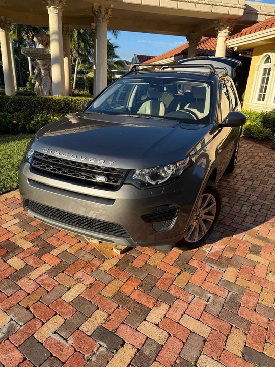 2018 Land Rover Discovery 5th Gen - Image 6 of 13