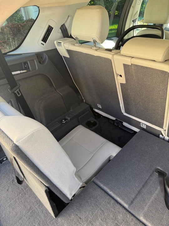 2018 Land Rover Discovery 5th Gen - Image 11 of 13