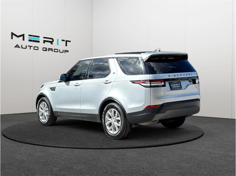 2018 Land Rover Discovery 5th Gen - Image 7 of 21