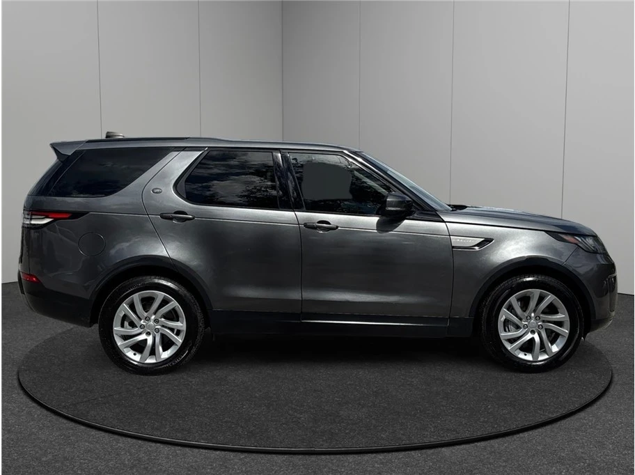2018 Land Rover Discovery 5th Gen - Image 8 of 21