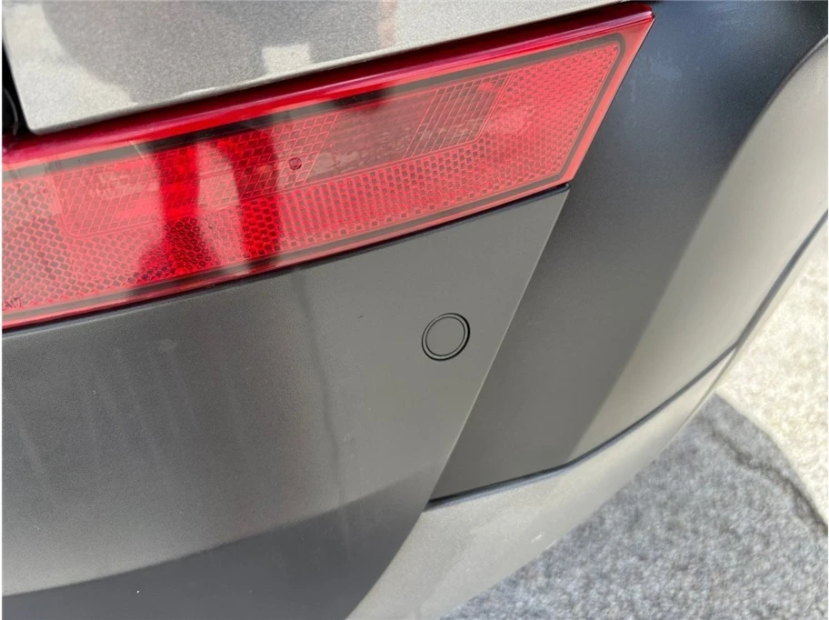 2018 Land Rover Discovery 5th Gen - Image 13 of 21