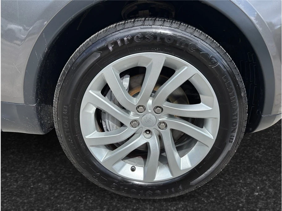 2018 Land Rover Discovery 5th Gen - Image 11 of 21