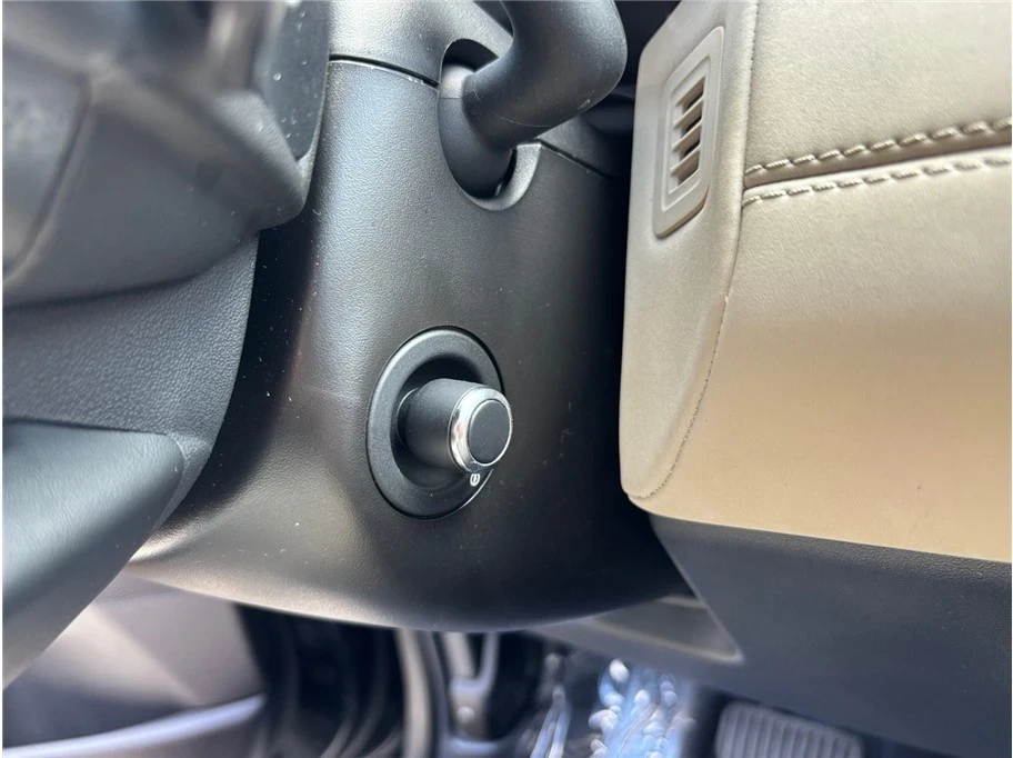 2018 Land Rover Discovery 5th Gen - Image 21 of 21