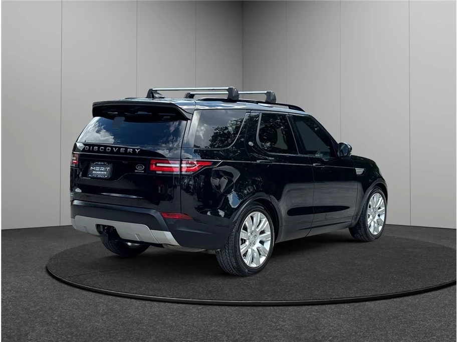 2018 Land Rover Discovery 5th Gen - Image 9 of 21
