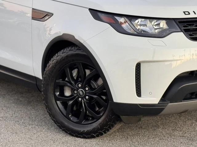 2018 Land Rover Discovery 5th Gen - Image 4 of 12