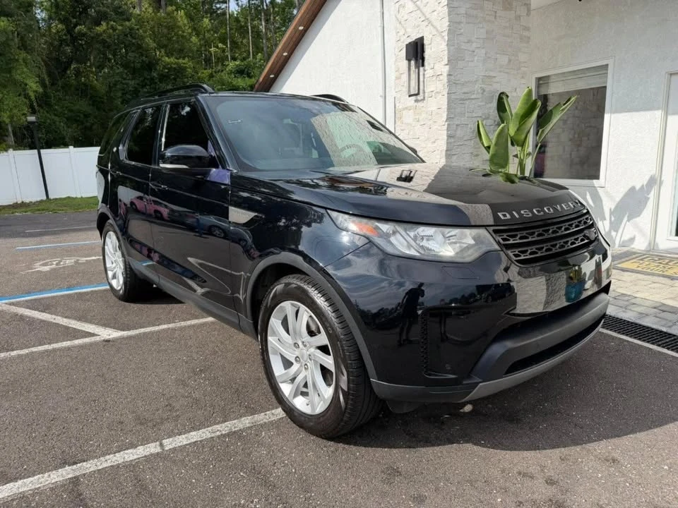 2018 Land Rover Discovery 5th Gen - Image 19 of 20