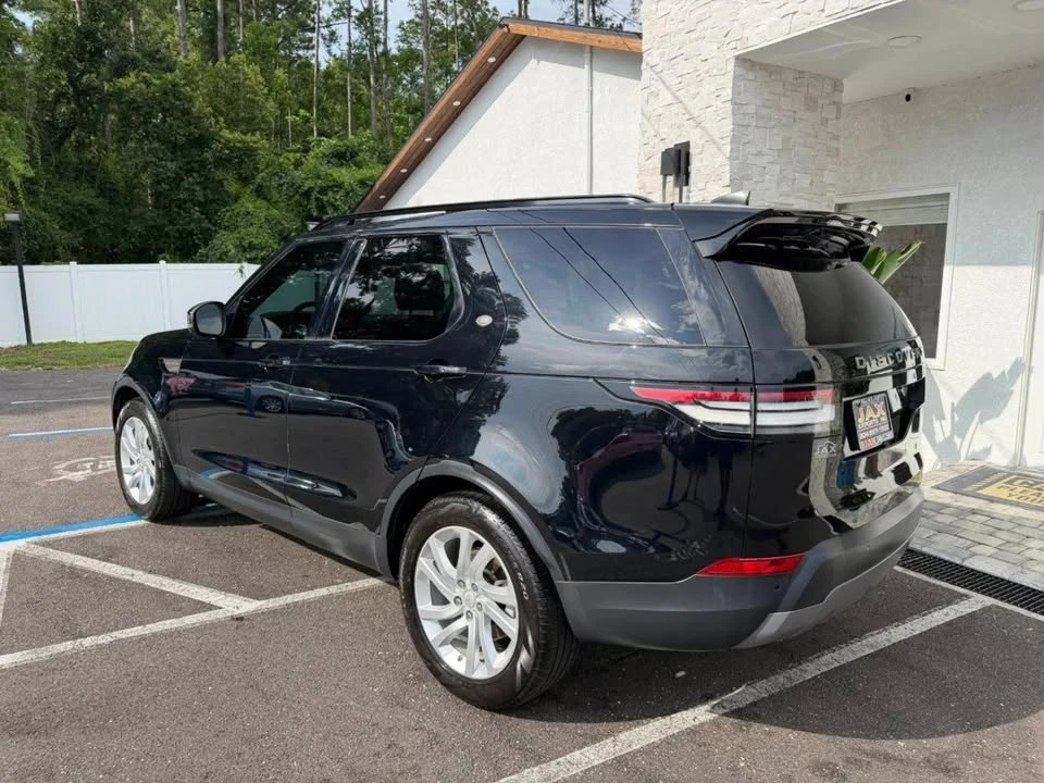 2018 Land Rover Discovery 5th Gen - Image 11 of 20
