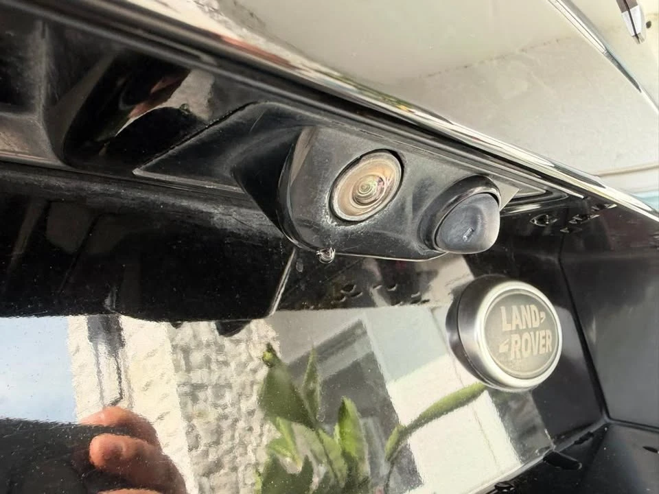 2018 Land Rover Discovery 5th Gen - Image 14 of 20
