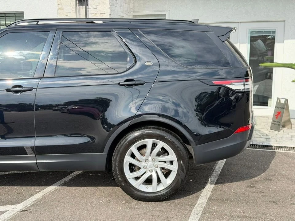 2018 Land Rover Discovery 5th Gen - Image 10 of 20