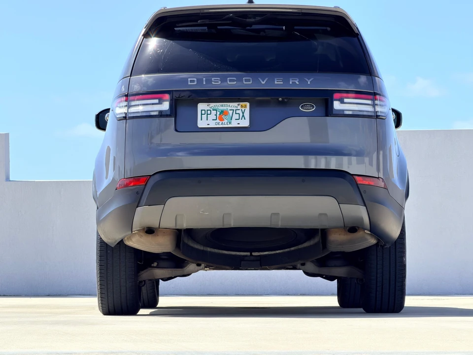2018 Land Rover Discovery 5th Gen - Image 16 of 31
