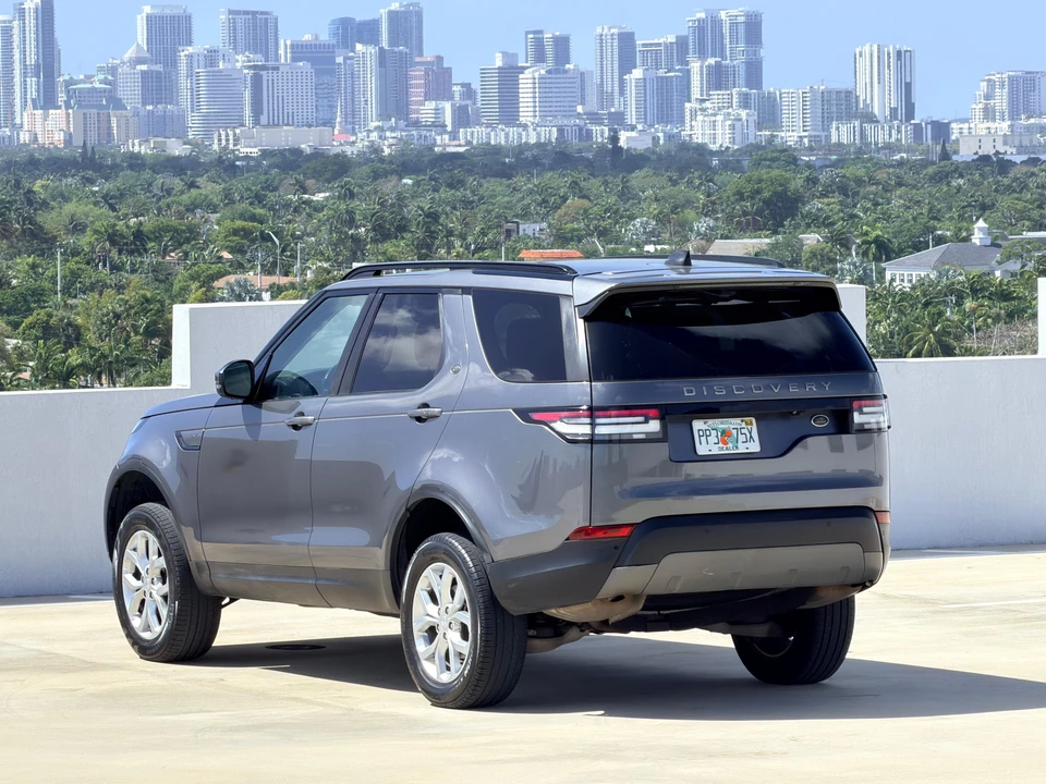 2018 Land Rover Discovery 5th Gen - Image 14 of 31