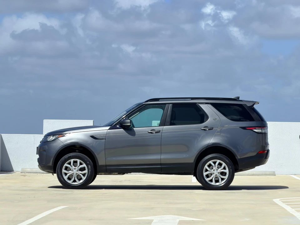 2018 Land Rover Discovery 5th Gen - Image 9 of 31