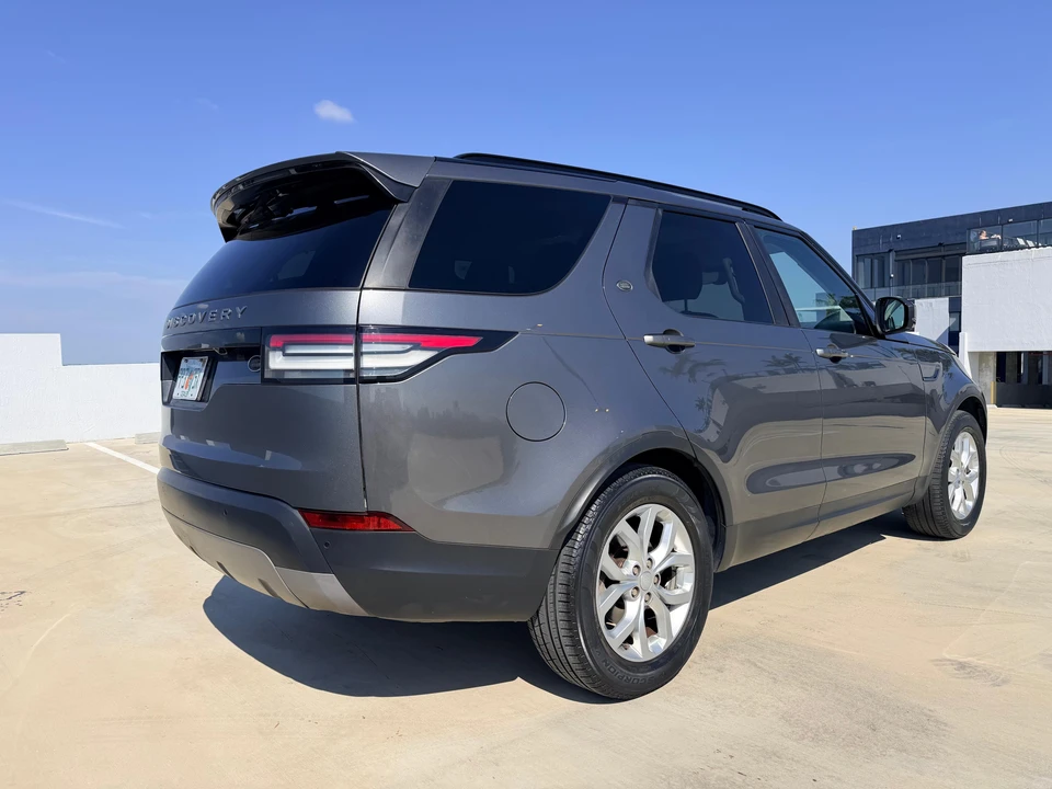 2018 Land Rover Discovery 5th Gen - Image 22 of 31