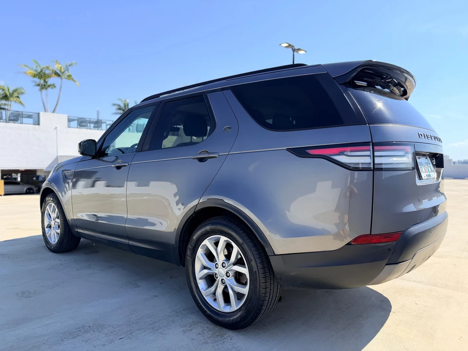 2018 Land Rover Discovery 5th Gen - Image 13 of 31
