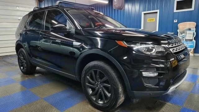 2018 Land Rover Discovery 5th Gen - Image 2 of 12