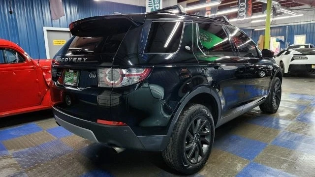 2018 Land Rover Discovery 5th Gen - Image 3 of 12