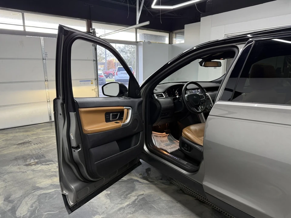 2018 Land Rover Discovery Sport - Image 10 of 21