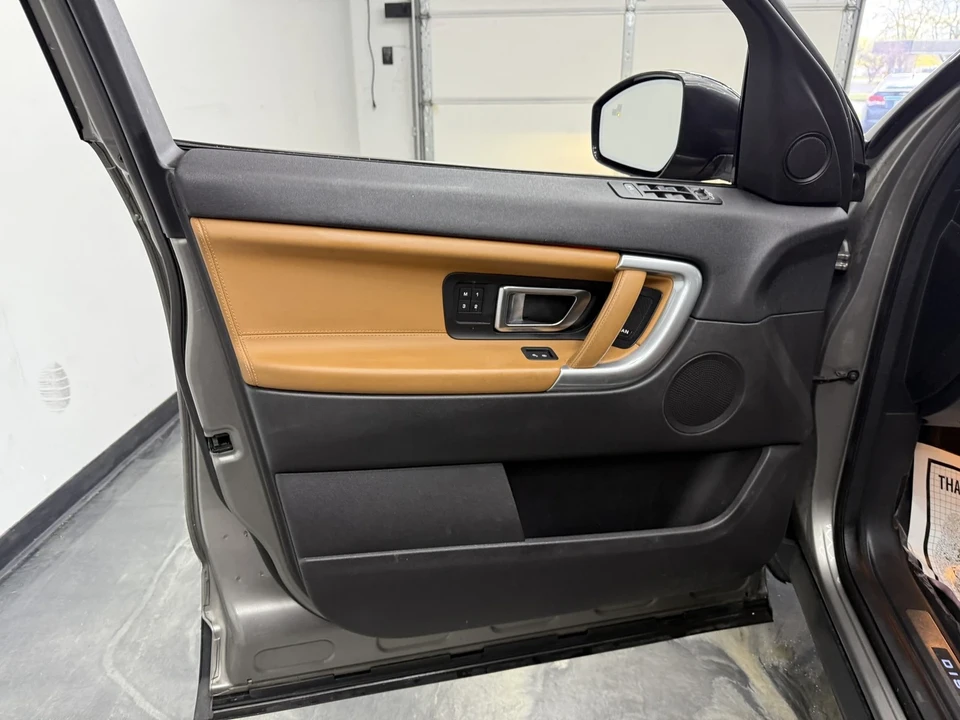 2018 Land Rover Discovery Sport - Image 11 of 21