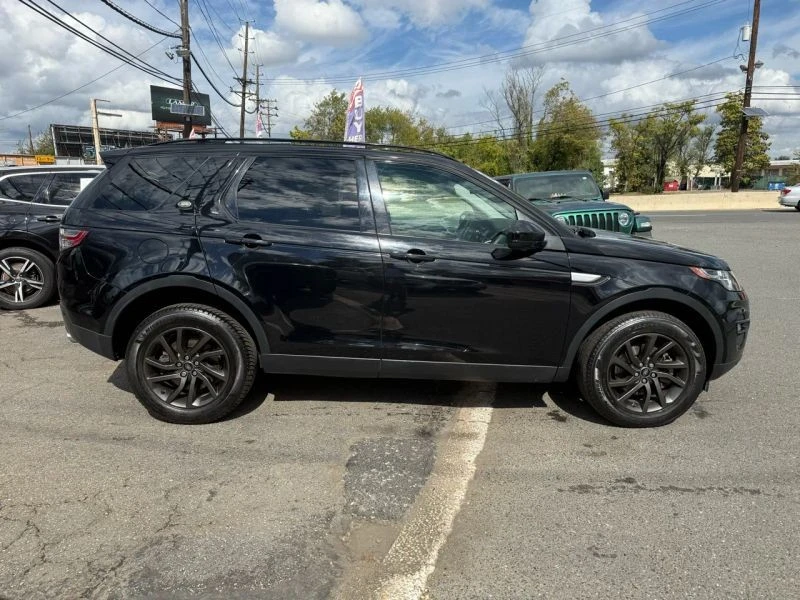 2018 Land Rover Discovery 5th Gen - Image 4 of 12