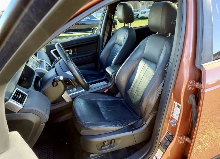 2018 Land Rover Discovery - Image 14 of 19