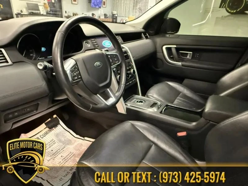 2018 Land Rover Discovery 5th Gen - Image 8 of 12