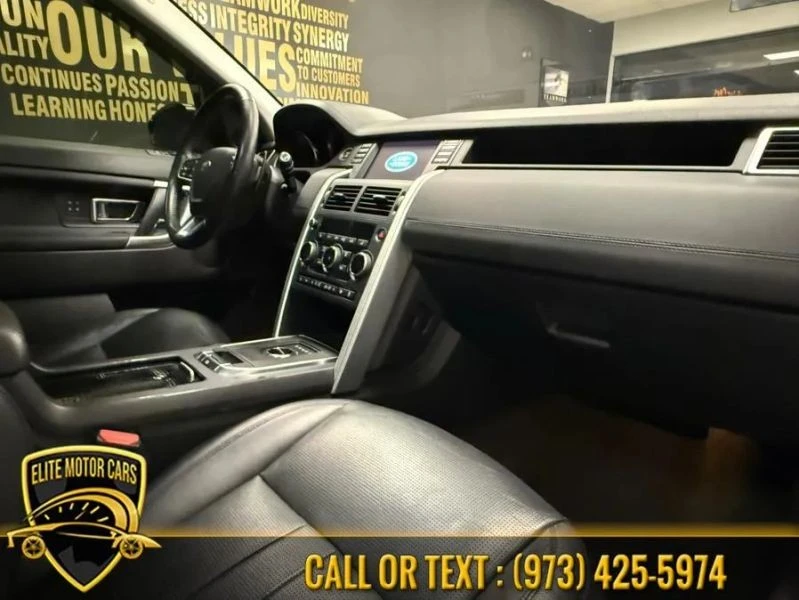 2018 Land Rover Discovery 5th Gen - Image 12 of 12