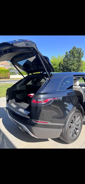 2018 Land Rover Range Rover Velar - Image 8 of 9