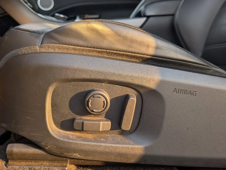 2018 Land Rover Range Rover Evoque 1st Gen - Image 11 of 20