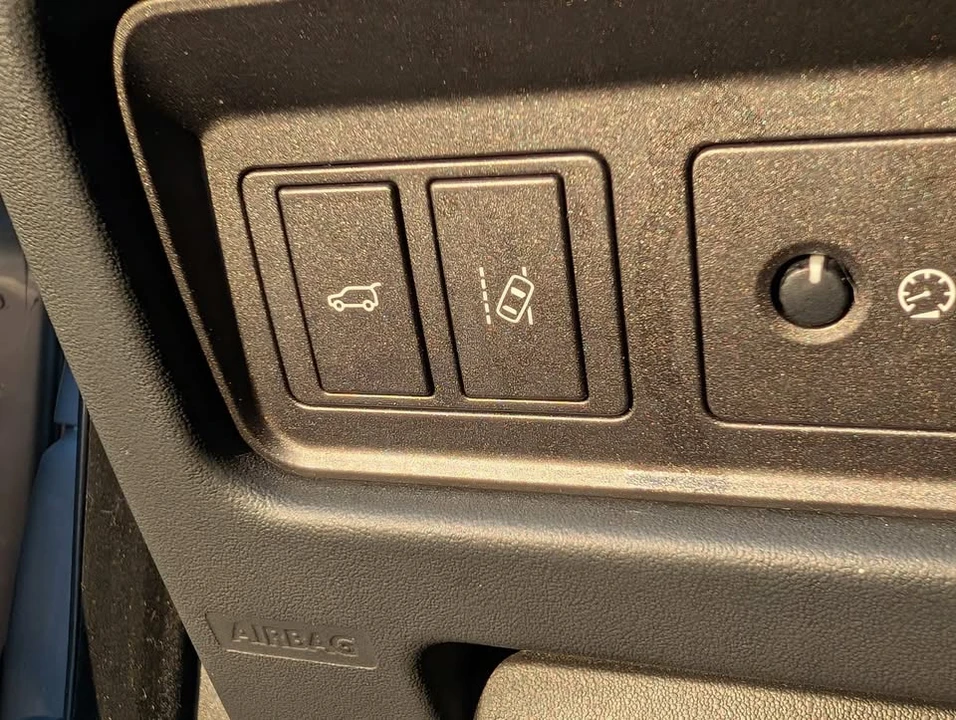 2018 Land Rover Range Rover Evoque 1st Gen - Image 17 of 20