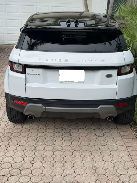 2018 Land Rover Range Rover Evoque 1st Gen - Image 9 of 20